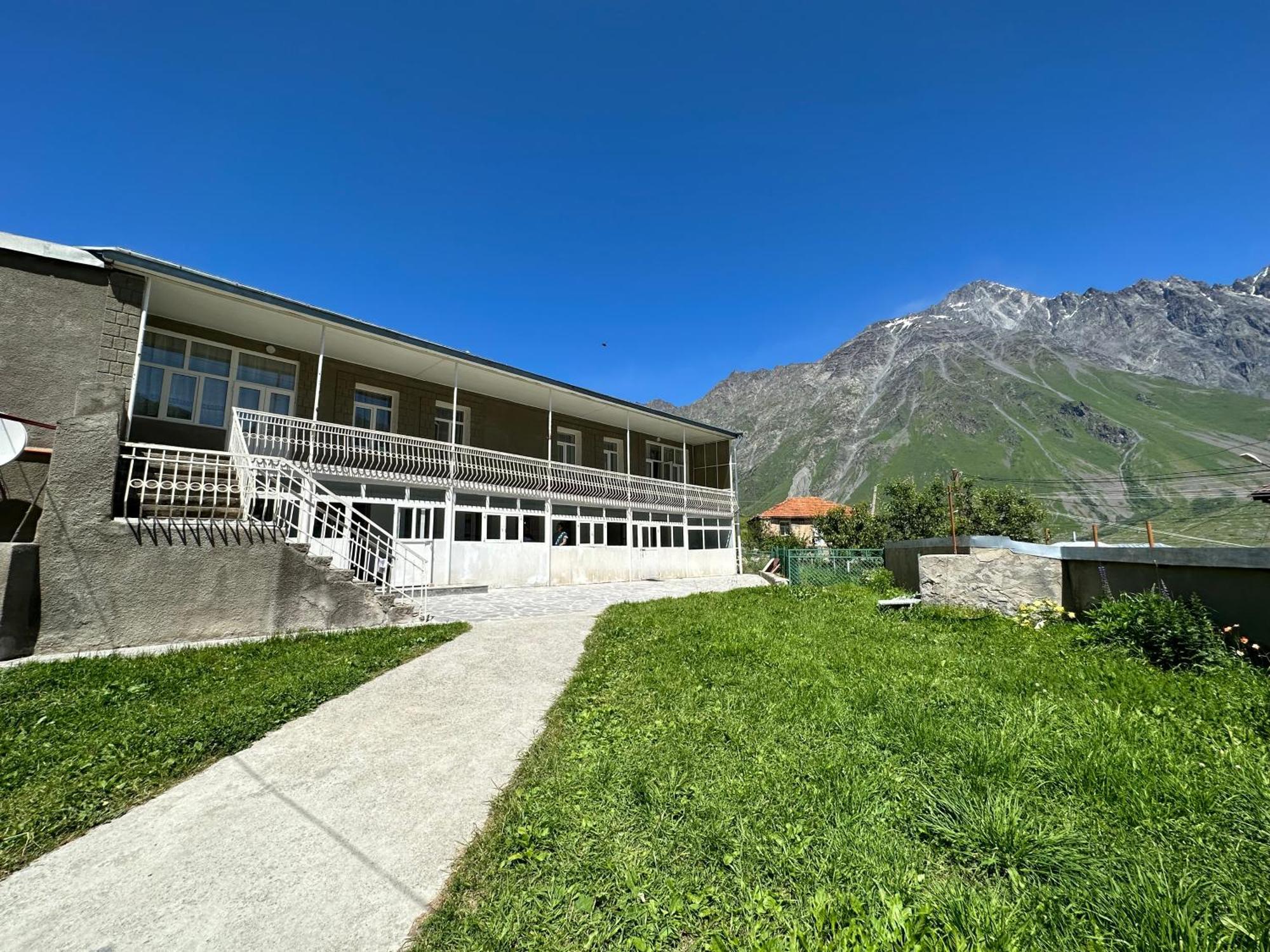 Hotel Polaris Kazbegi Extérieur photo