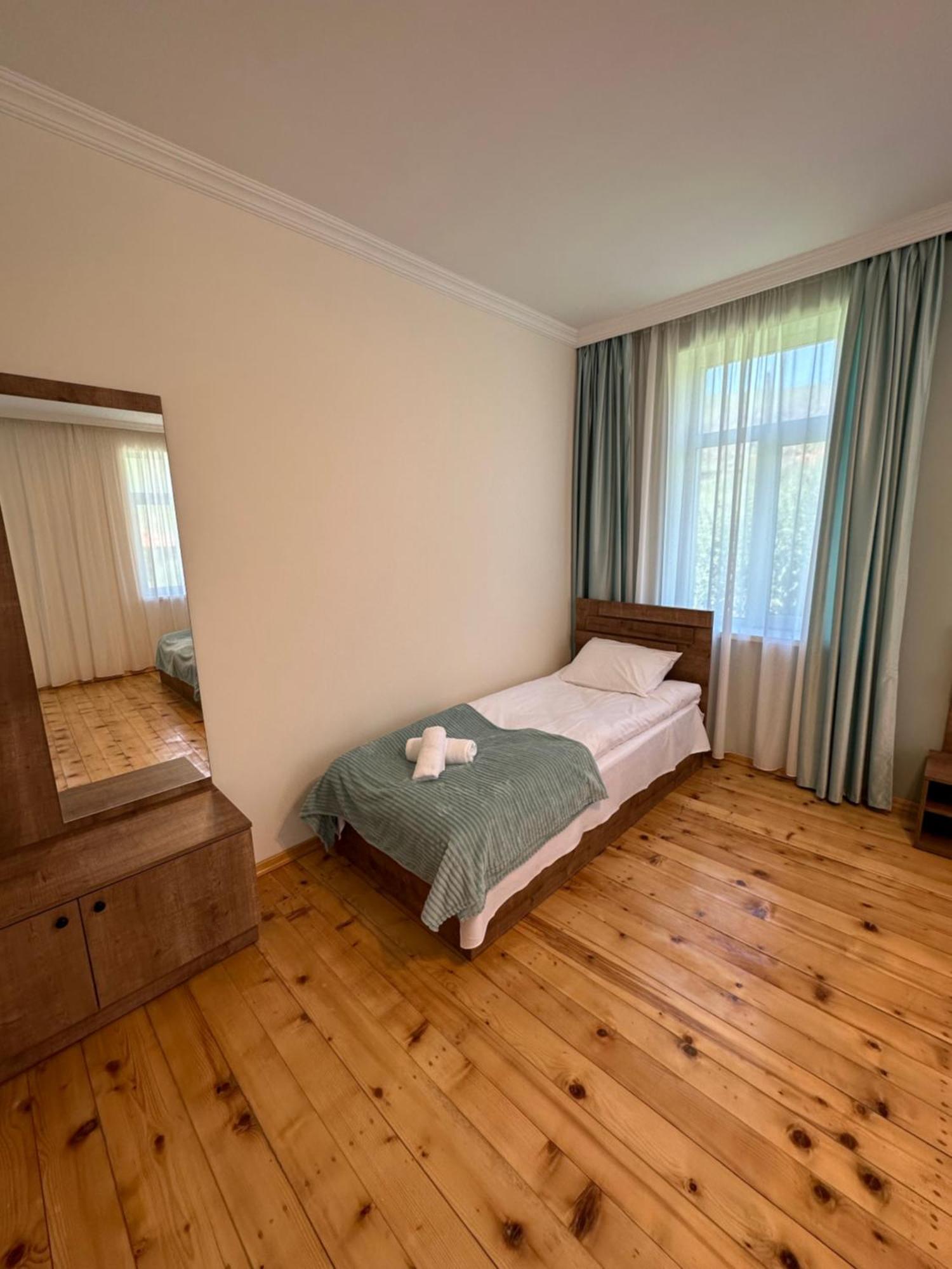 Hotel Polaris Kazbegi Extérieur photo