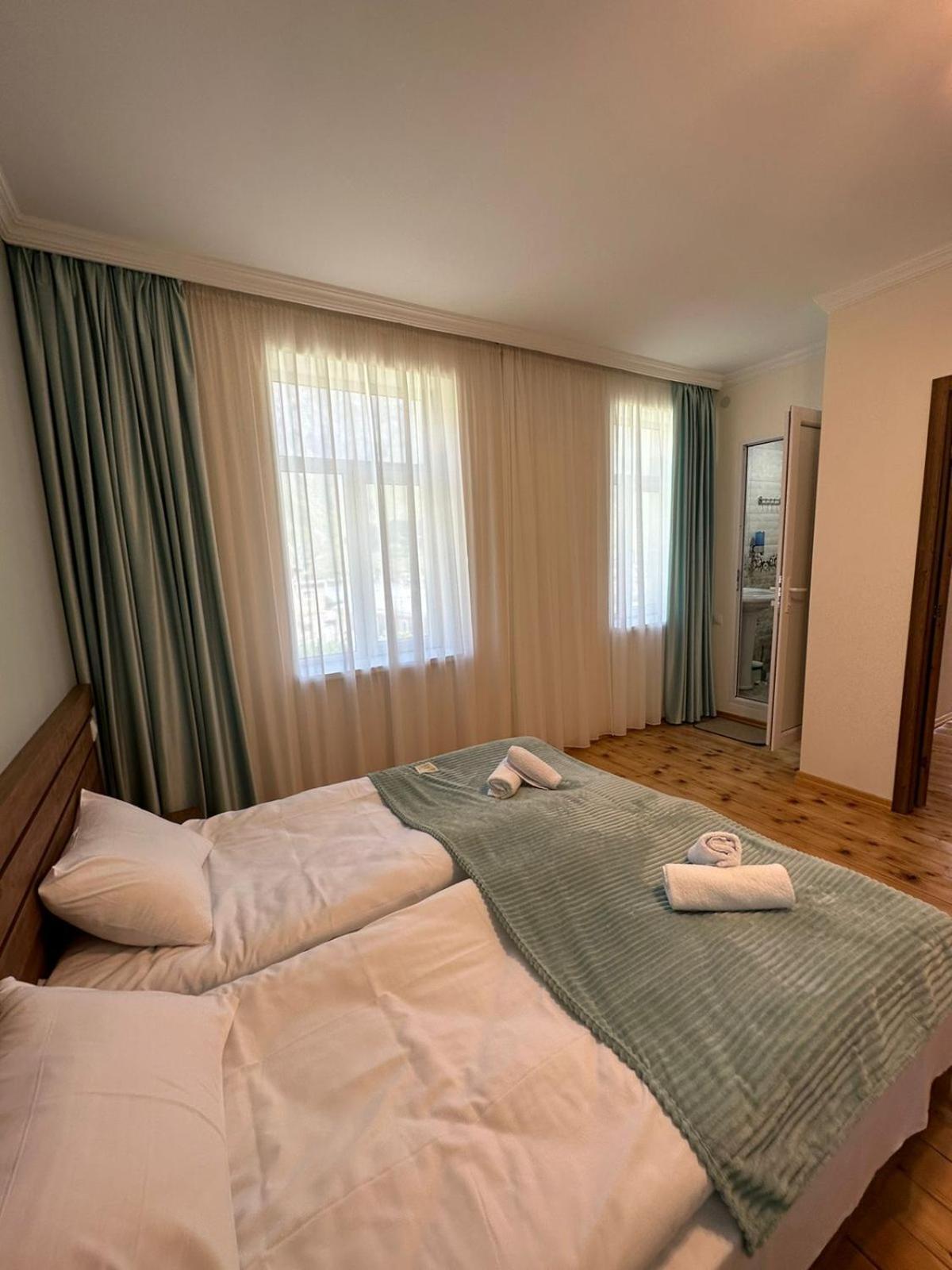 Hotel Polaris Kazbegi Extérieur photo